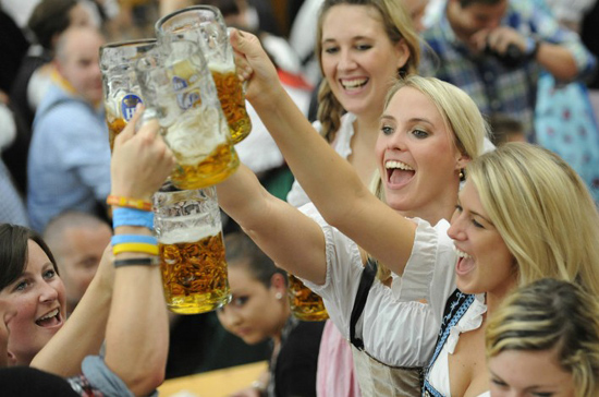 盘点各国带薪休假制度:欧洲最享受 亚洲最勤奋(图2) 盘点各国带薪休假制度:欧洲最享受 亚洲最勤奋(图2)